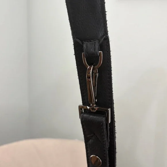 Hammitt Large Montana Adjustable Black Leather Shoulder/Crossbody Bag - Picture 7 of 16